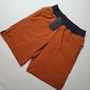 Fabletics Men's Size XS NWT The 9" Franchise Short Lined Brown